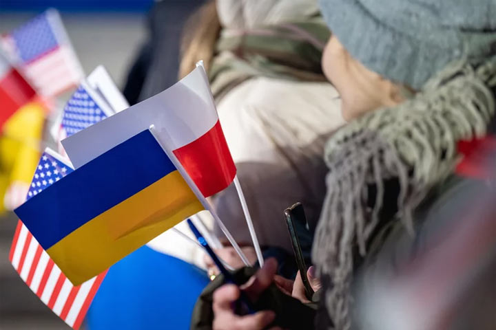 Жители Польши разозлились, когда посчитали убытки от помощи Украине