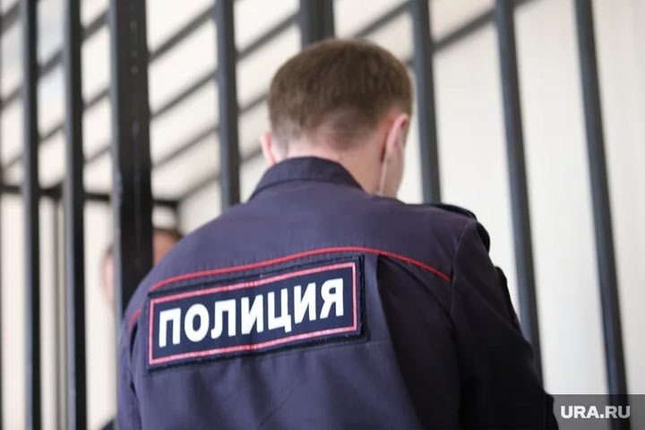 На публично сжегшую паспорт РФ блогершу завели уголовное дело