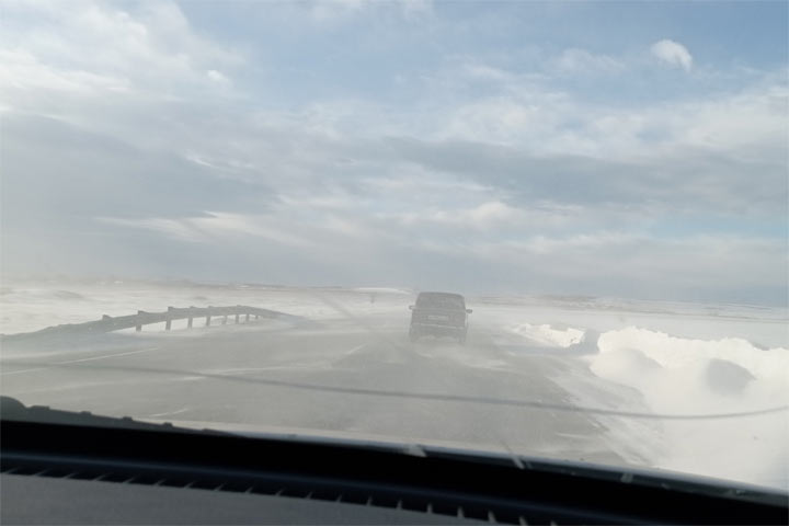 Снегопады и ветра в Хакасии