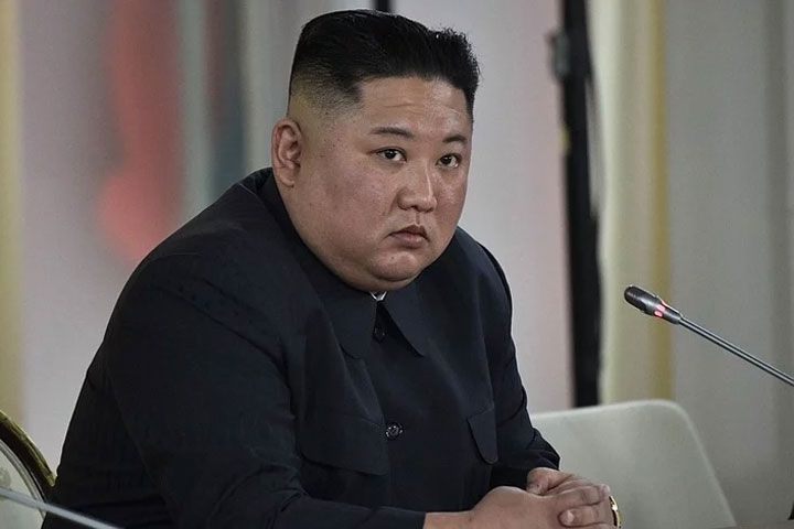 Ким Чен Ын поздравил Путина с переизбранием