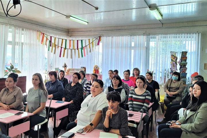 Семинар по организации семейного досуга прошел для работников клубных учреждений Таштыпского района 
